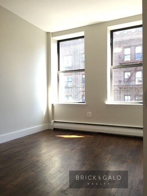 Foto del edificio - 365 Lincoln Pl