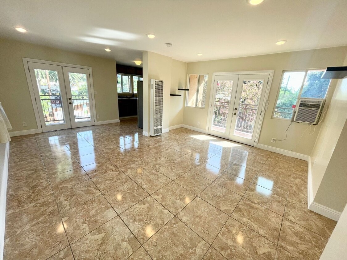 4L Sanborn Apartment for Rent in Los Angeles, CA