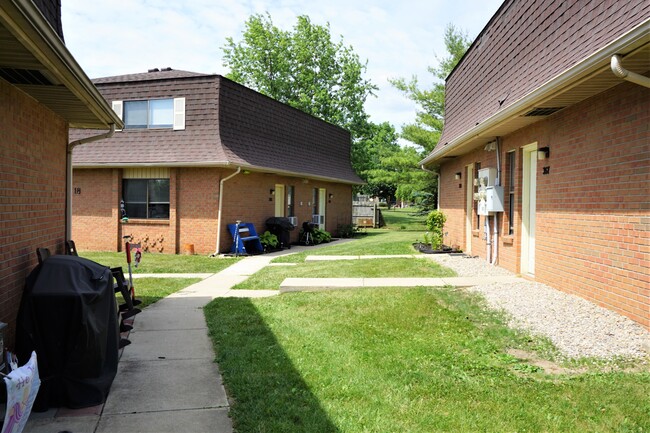 Foto del edificio - Belle Meadows Apartments