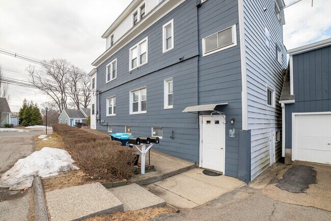 Foto del edificio - 7 Ridgeland Rd