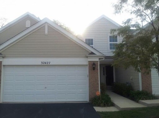 Foto principal - 32427 N Mackinac Ln