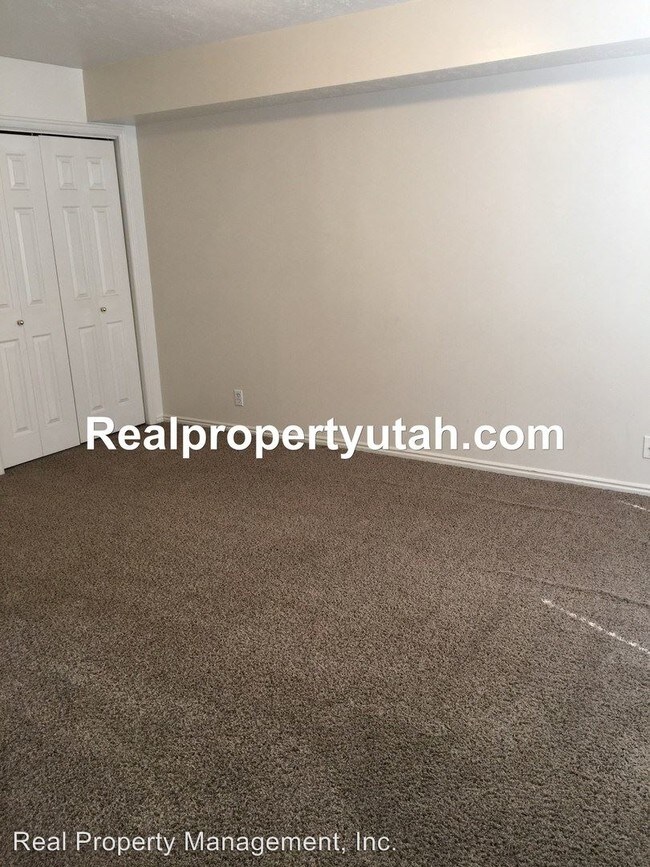 1100 E 1525 S Unit 101 106, Clearfield, UT 84015 Condo for Rent in