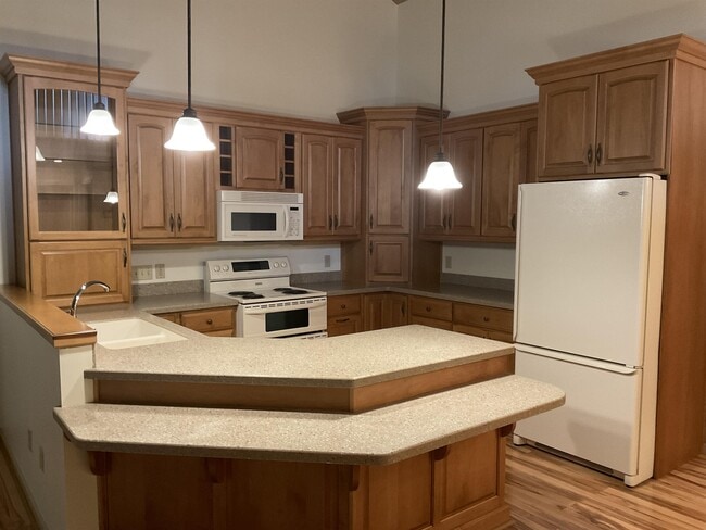 Building Photo - 4418 Manistee Dr