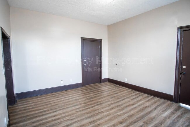 Photo - 1709 E 5th Ave Apartment