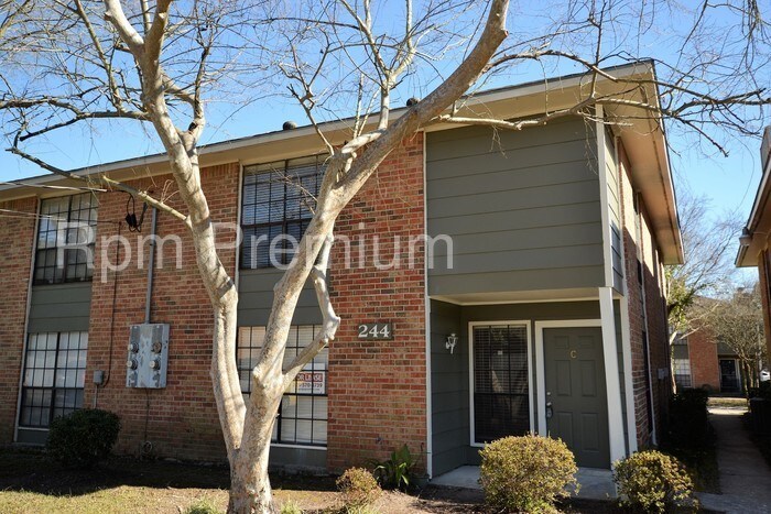 Primary Photo - 244 Bracewell Dr