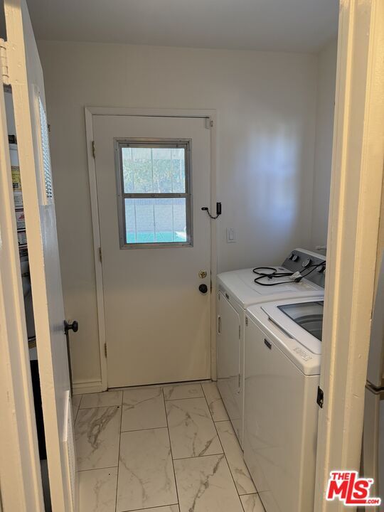 Foto del edificio - 6139 Tampa Ave