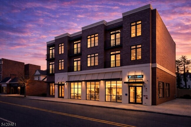 Foto del edificio - 423 South Ave W