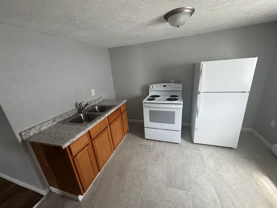 Primary Photo - 210 S 18th St