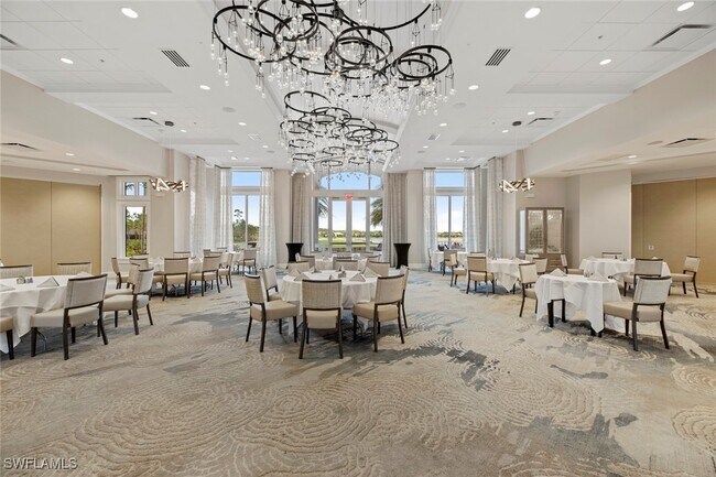 Building Photo - 10135 Colonial Country Club Blvd