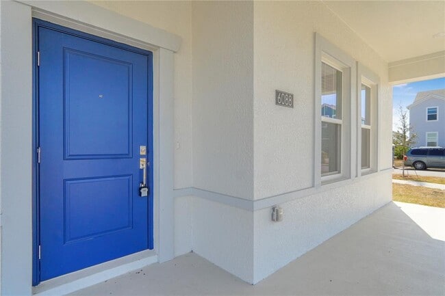 Foto del edificio - 6088 Zen Wy