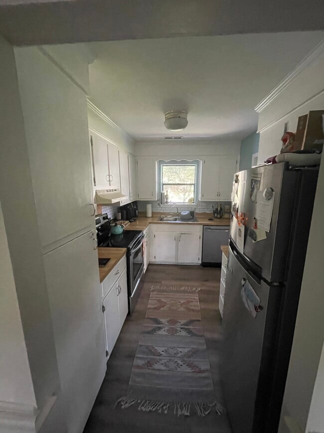 Building Photo - 31 Hillcreek Blvd