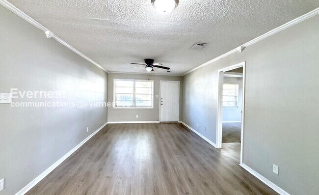 Foto del edificio - 2709 27th Ave N