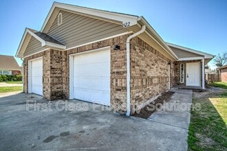 Building Photo - 1322 Commerce Dr