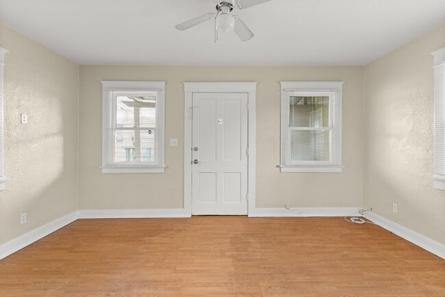 Building Photo - 441 Dawson Ave