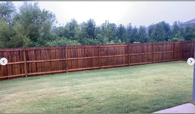Foto del edificio - 1191 S Jaybird Ln