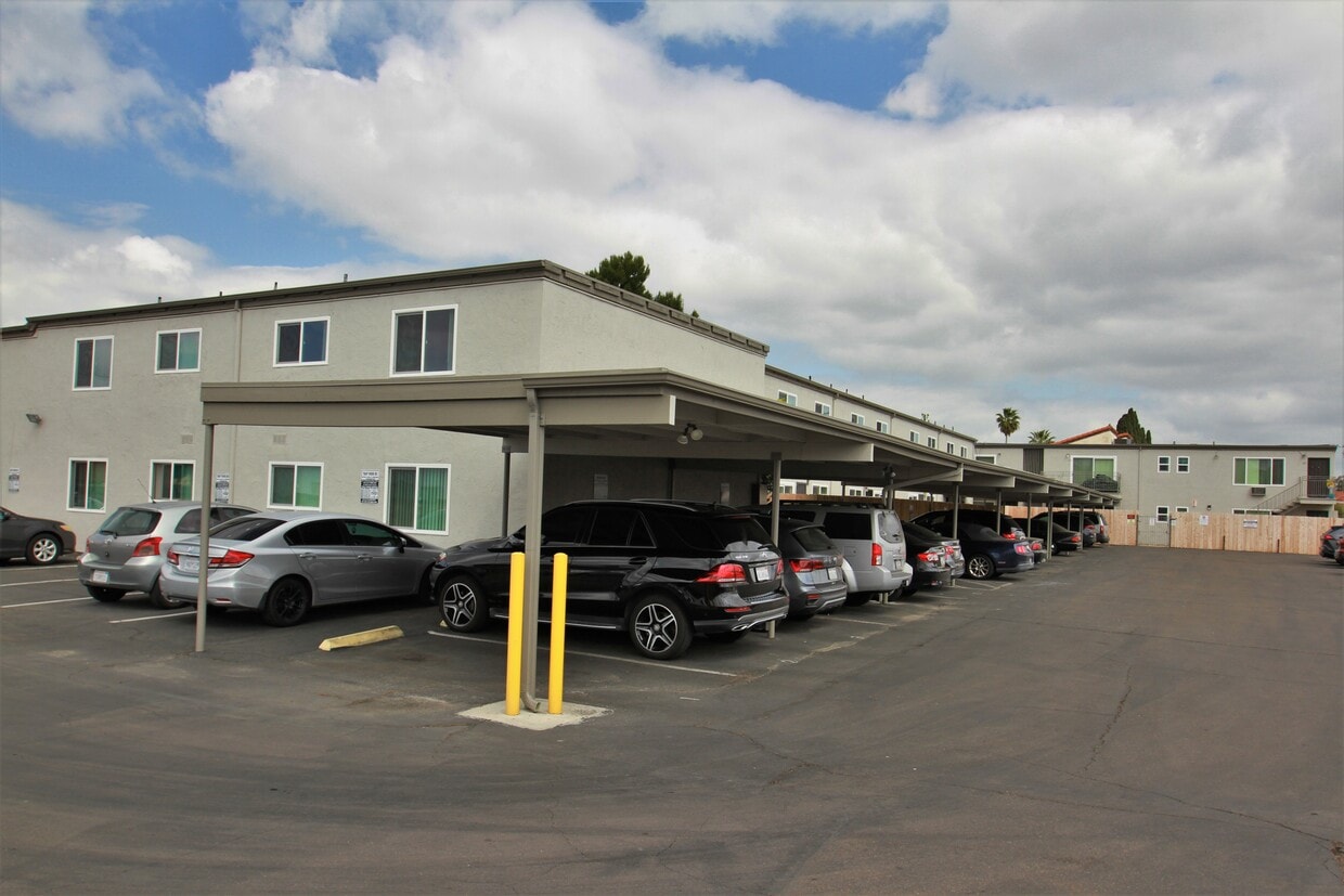 Anniversary Apartments 377 Shady Ln El Cajon, CA Apartments for