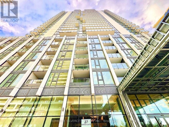 Building Photo - 27 Korda Gate