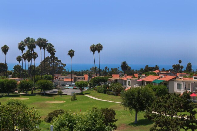 Foto del edificio - 721 Calle Los Olivos