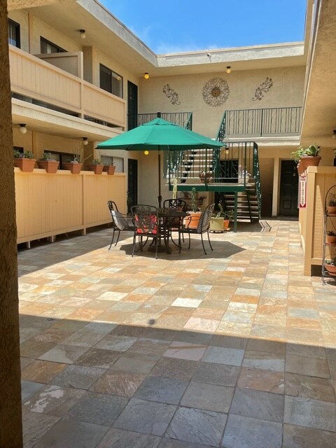 Courtyard - 7605 W Manchester Ave