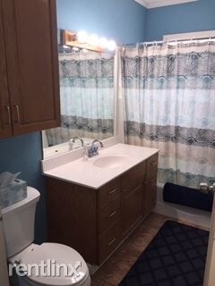 Building Photo - 3 br, 1.5 bath House - 776 E Vine St
