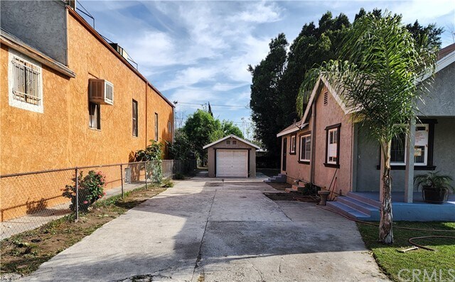 Building Photo - 1217 W Base Line St