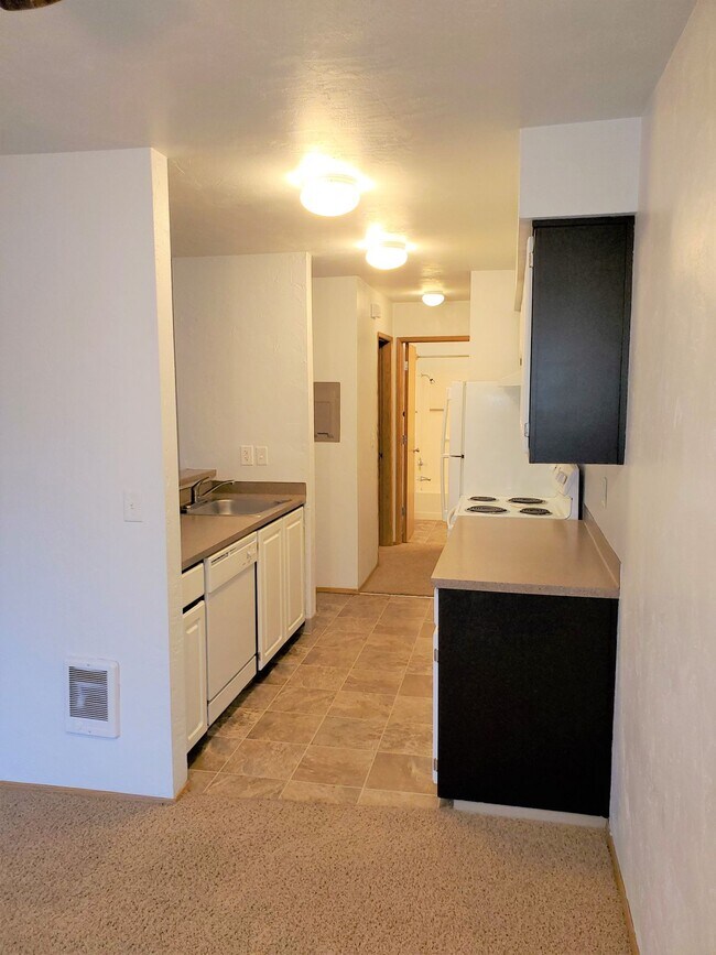 Foto del edificio - One Bedroom, One Bath - Special $1275.00 and Second Month Free!