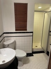 Building Photo - 1922 Vassar St