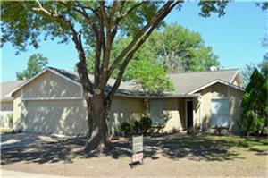 Building Photo - 14014 Bay Gardens Dr