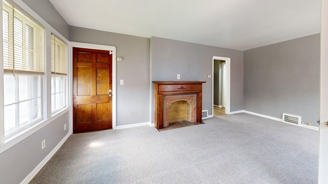 Primary Photo - 3604 W.130th