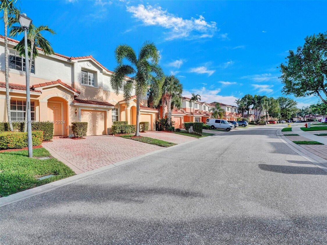 Primary Photo - 7194 Briella Dr