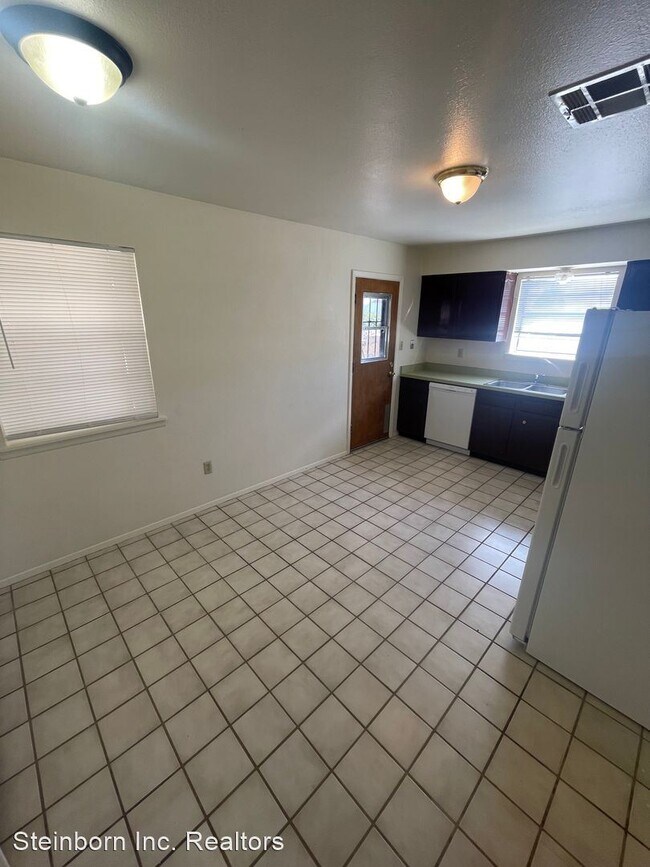 Building Photo - 2 br, 1 bath House - 1004 Glendale Dr.
