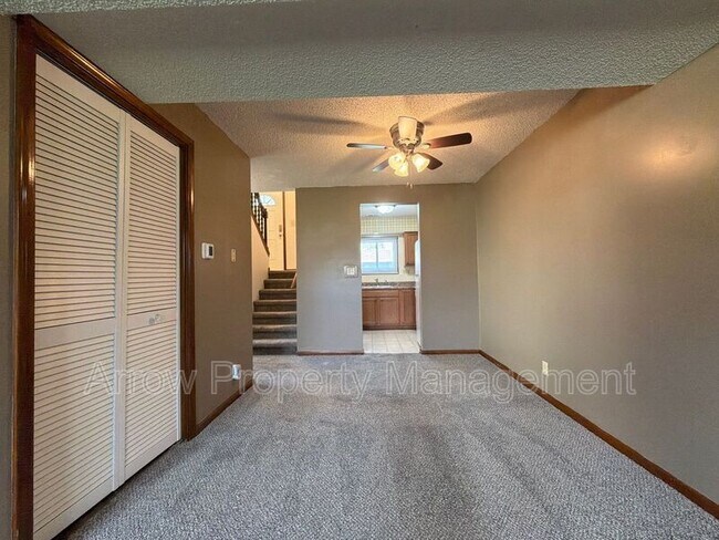 Foto del edificio - 5547 S 38th St