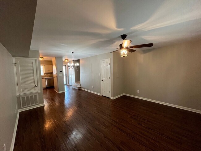 Foto del edificio - 220 Marinawoods Dr SE