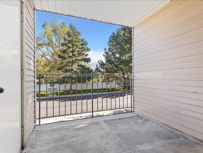 Photo - 9132 S Scirlein Dr Apartment