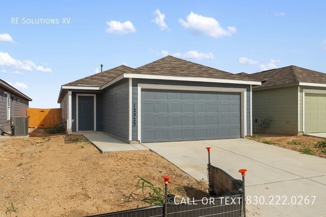 Building Photo - 12523 Kathleen St