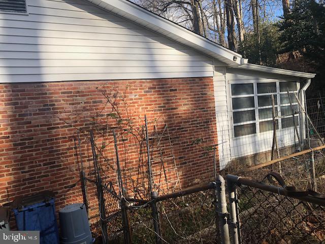 Building Photo - 612 Kenbrook Dr