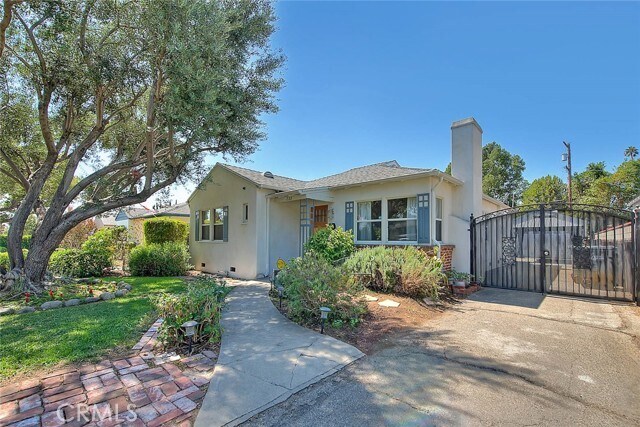 Building Photo - 233 N Mission Dr