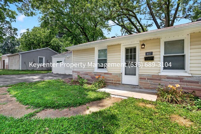Foto del edificio - Fully Renovated 2BR/1BA Home for Rent