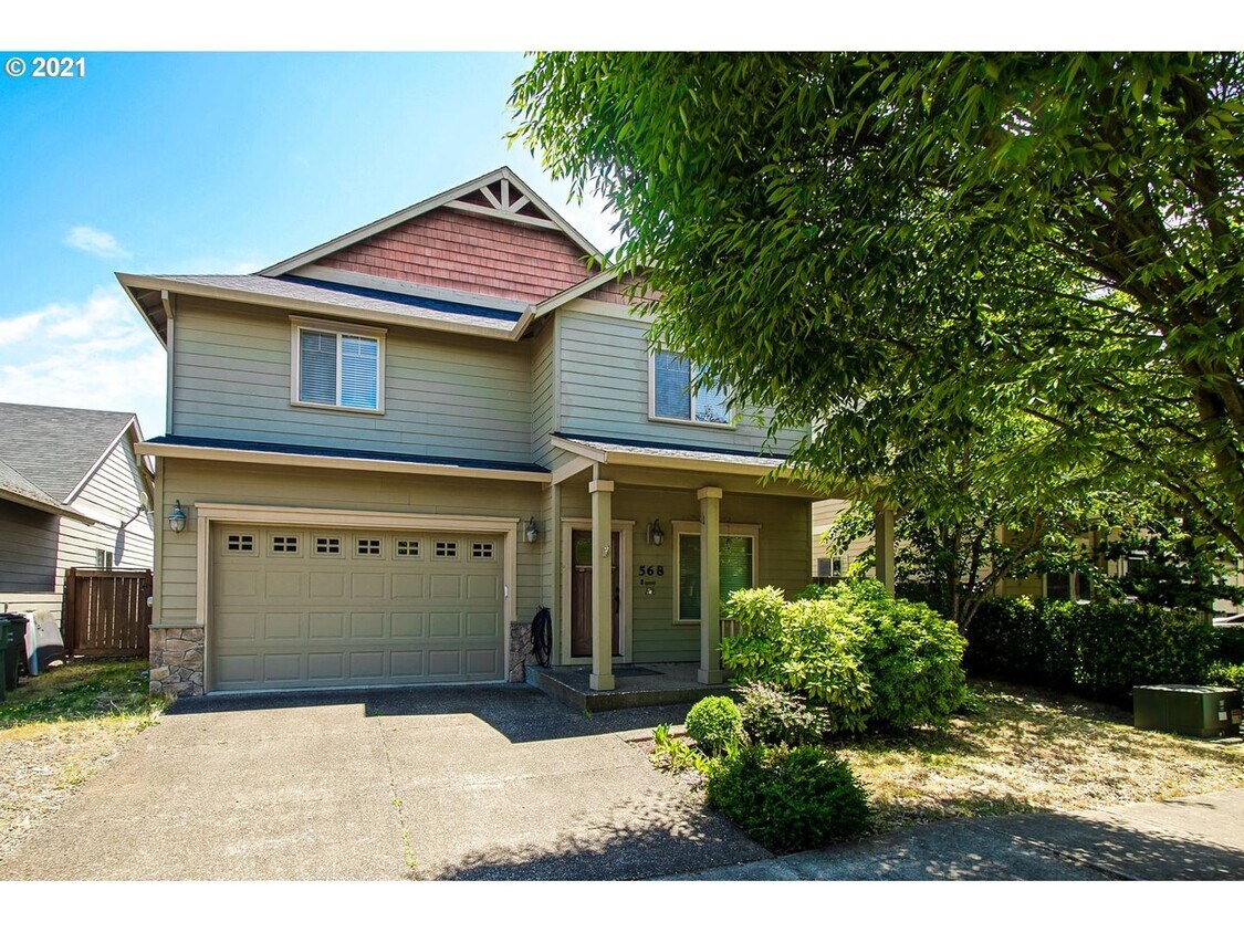 Foto principal - PET FRIENDLY! Spacious 4 Bed, 2.5 Bath Sin...