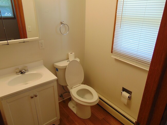 Building Photo - 639 Lime Kiln Rd