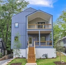 Building Photo - 132 Flora Ave NE