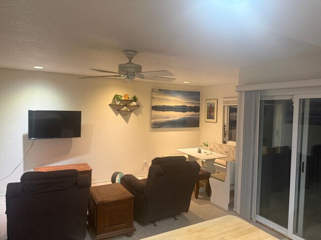 Foto del edificio - 5213 Dredger Way