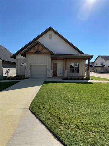 Building Photo - 2036 Oak Grove Ln