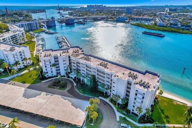 Foto del edificio - 1542 Jupiter Cove Dr