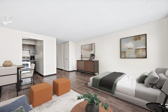 Building Photo - 1000 N La Salle Dr