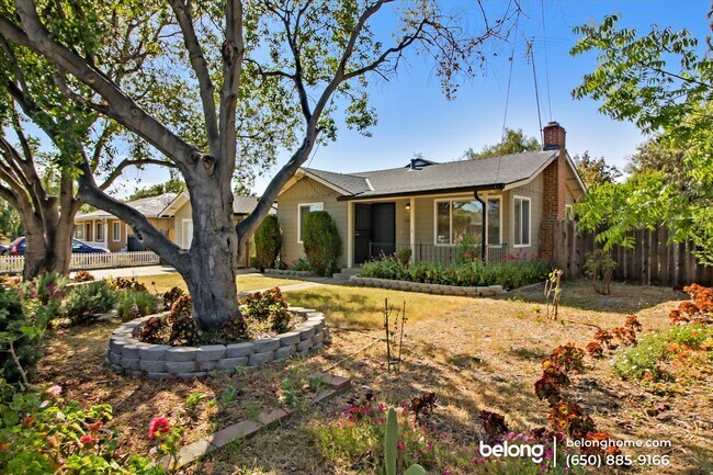 Building Photo - 2983 Edison Dr