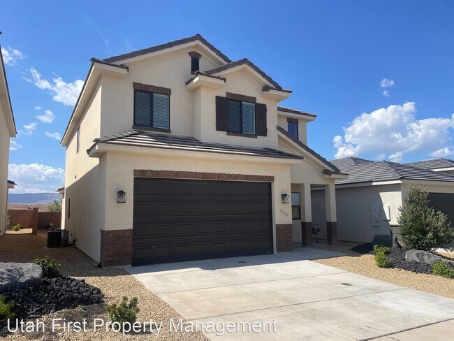 Building Photo - 4 br, 2.5 bath House - 1358 E White Hollow...