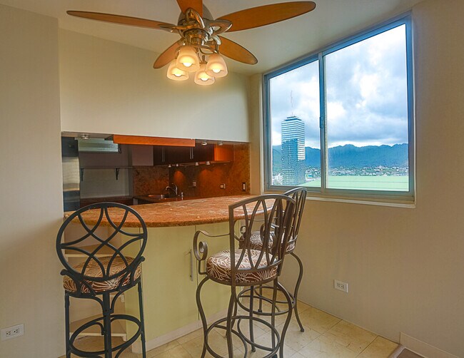 Building Photo - 1848 Kahakai Dr