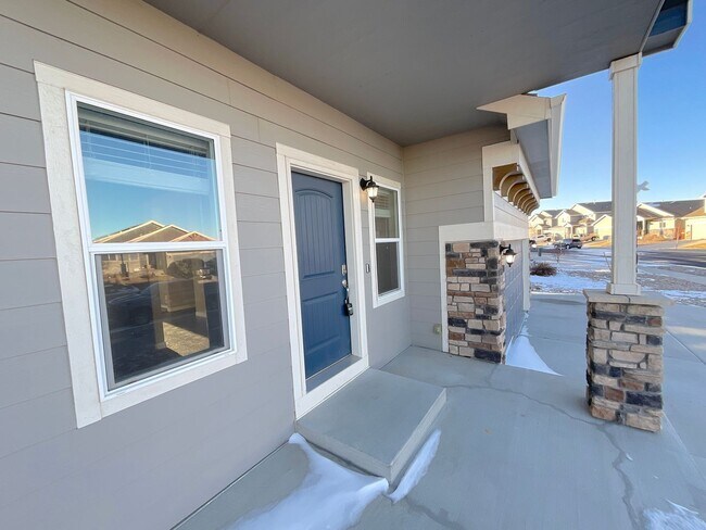 Foto del edificio - 4 Bedroom Home Available Near Londonderry Dr & Eastonville Rd!