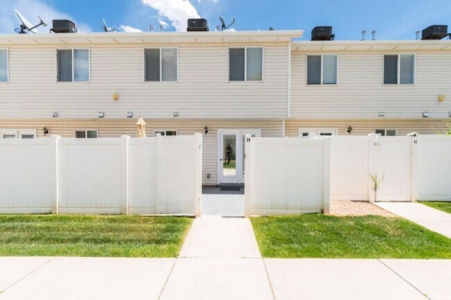 Foto del edificio - Northfield Townhome